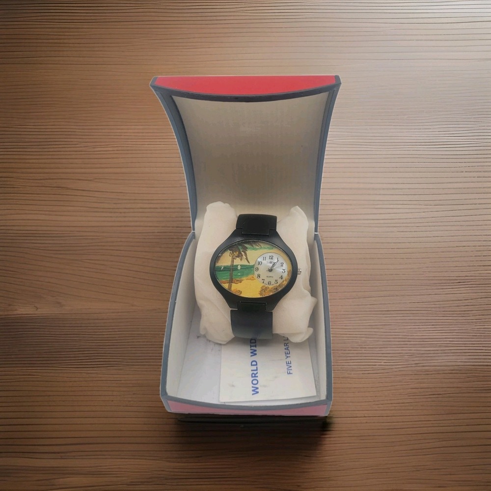 NIB Ladies Ian Daniels Mother of Pearl Dial Beach Theme Quartz Watch NEW BATTERY